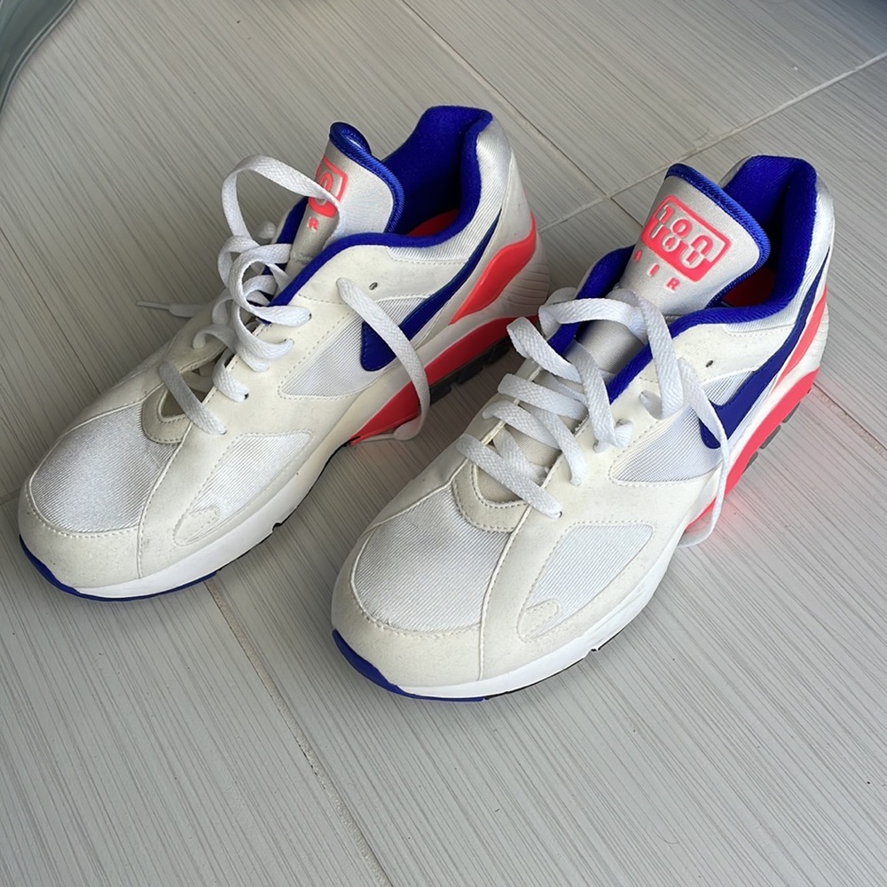 Nike 180 air shoes size 10